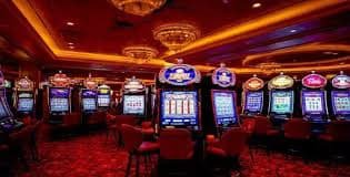 Tampilan game tembak ikan interaktif di e88 apk slot dengan tema bawah laut